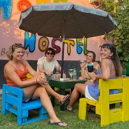 The Hood & Day Tours Hostel