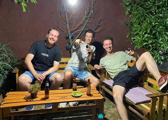 The Hood & Day Tours * Shkodër