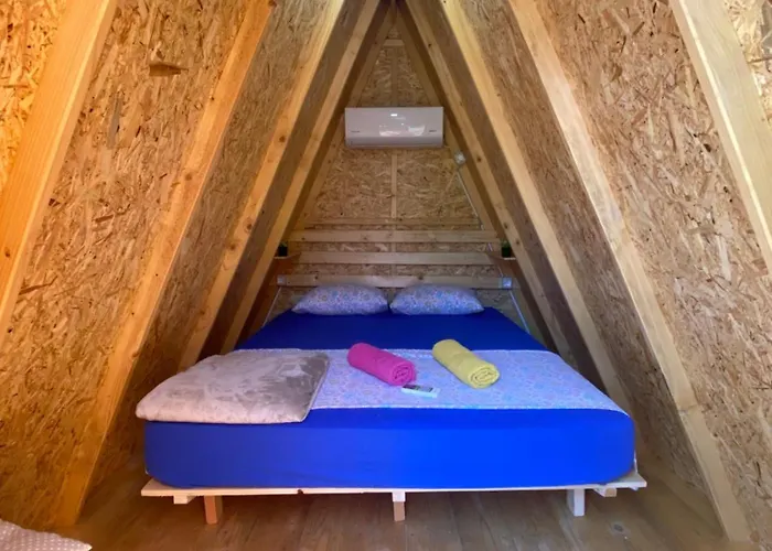 The Hood & Day Tours Shkodër