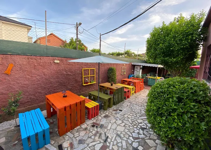 The Hood & Day Tours