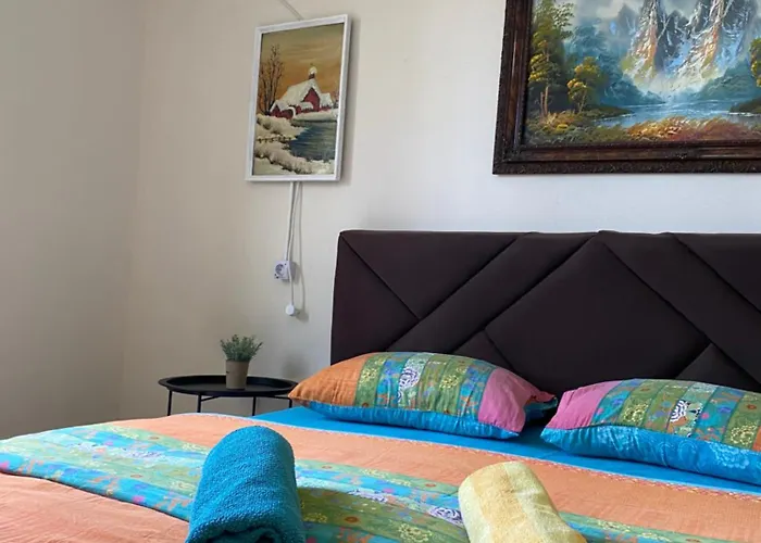 The Hood & Day Tours Shkodër