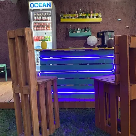 The Hood & Day Tours