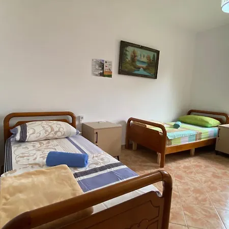 Hostel The Hood - Backpackers