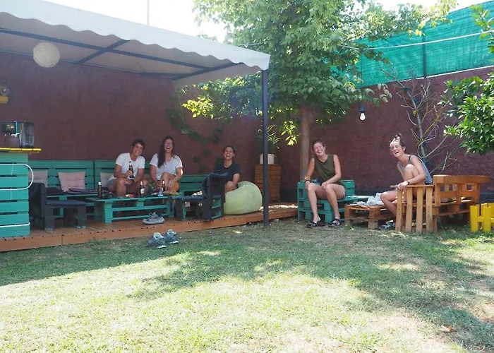 Hostal The Hood & Day Tours Shkodër