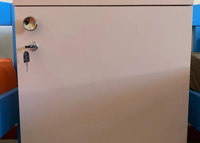 Hostal The Hood & Day Tours