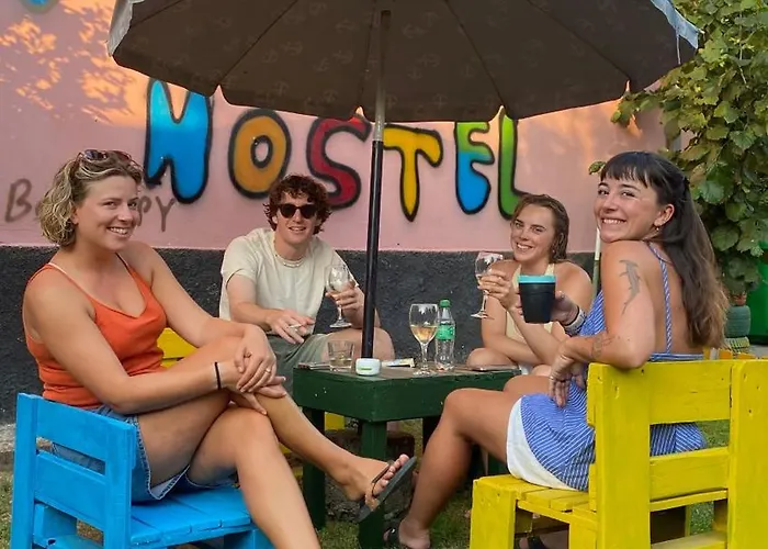 The Hood & Day Tours Hostel